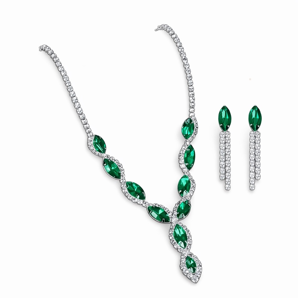 NEW Green and White Crystal/Rhinestone Necklace and Earring Set
